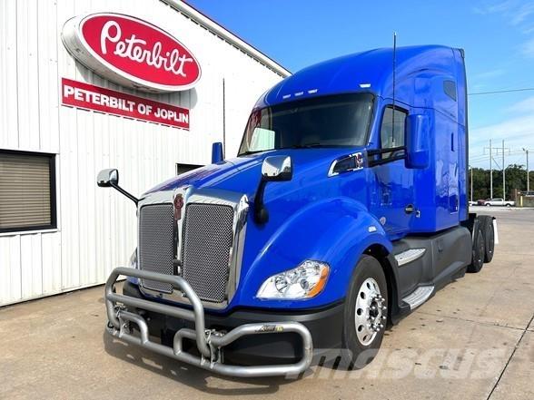 Kenworth T680 Седельные тягачи