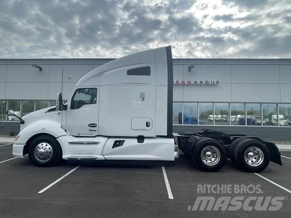 Kenworth T680 Седельные тягачи
