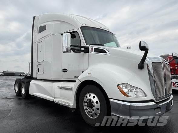 Kenworth T680 Седельные тягачи