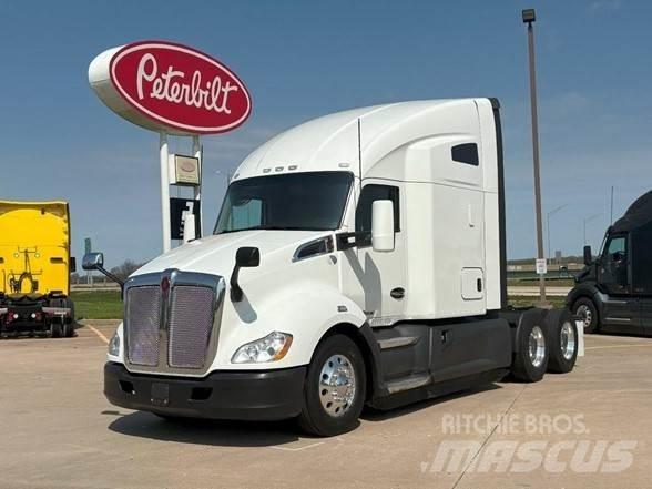 Kenworth T680 Седельные тягачи