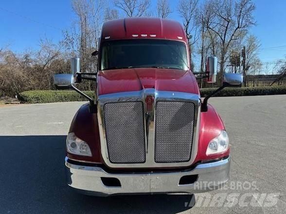 Kenworth T680 Седельные тягачи