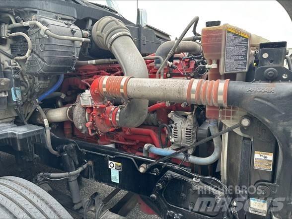 Kenworth T680 Седельные тягачи