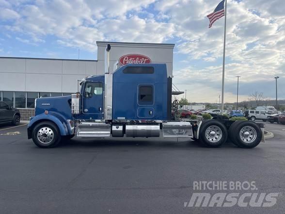 Kenworth W900 Седельные тягачи