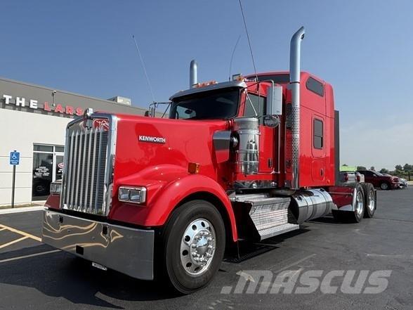 Kenworth W900 Седельные тягачи