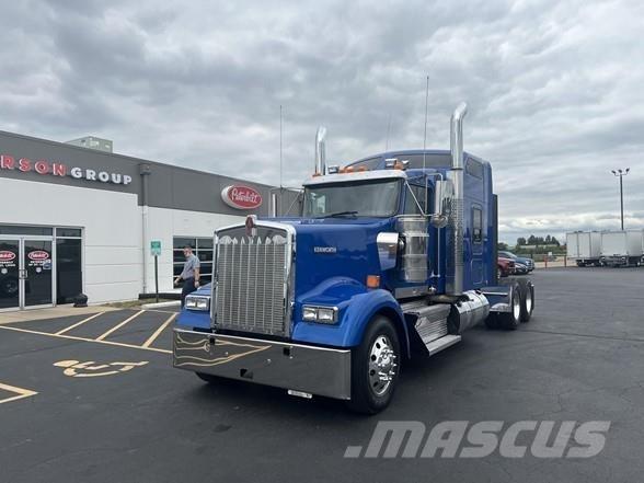 Kenworth W900 Седельные тягачи