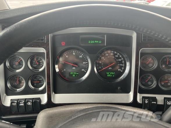 Kenworth W900 Седельные тягачи