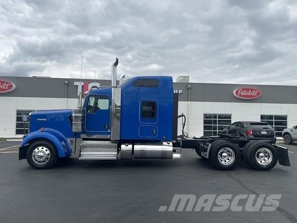 Kenworth W900 Седельные тягачи