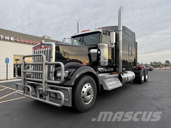 Kenworth W900 Седельные тягачи