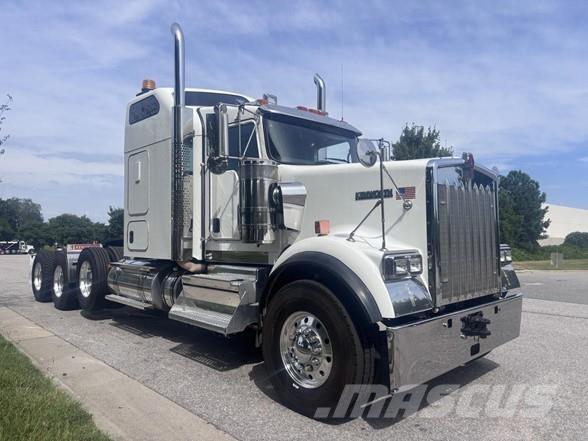 Kenworth W900B Седельные тягачи