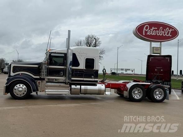 Kenworth W900L Седельные тягачи