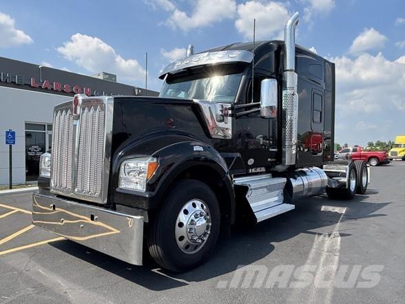Kenworth W990 Седельные тягачи