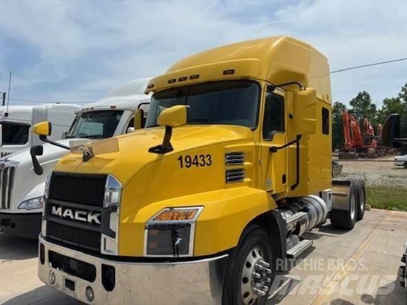 Mack ANTHEM 64T Седельные тягачи