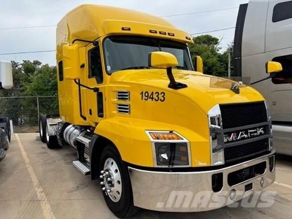 Mack ANTHEM 64T Седельные тягачи