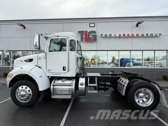 Peterbilt 337 Седельные тягачи