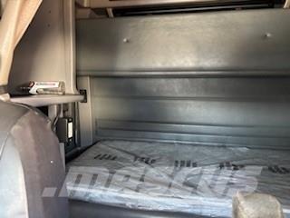 Peterbilt 379 Седельные тягачи