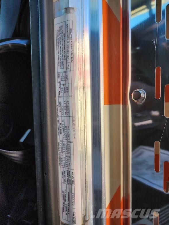 Peterbilt 389 Седельные тягачи