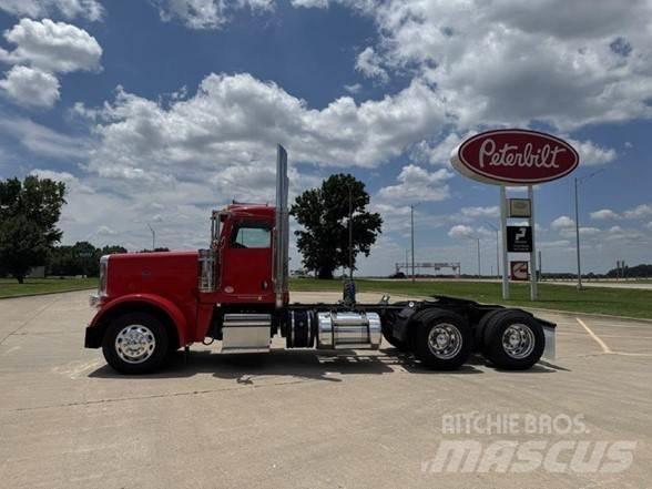 Peterbilt 389 Седельные тягачи