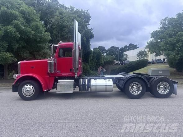 Peterbilt 389 Седельные тягачи