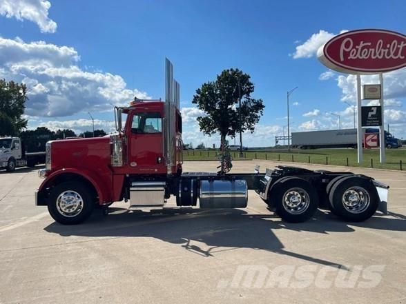 Peterbilt 389 Седельные тягачи