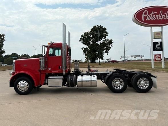 Peterbilt 389 Седельные тягачи