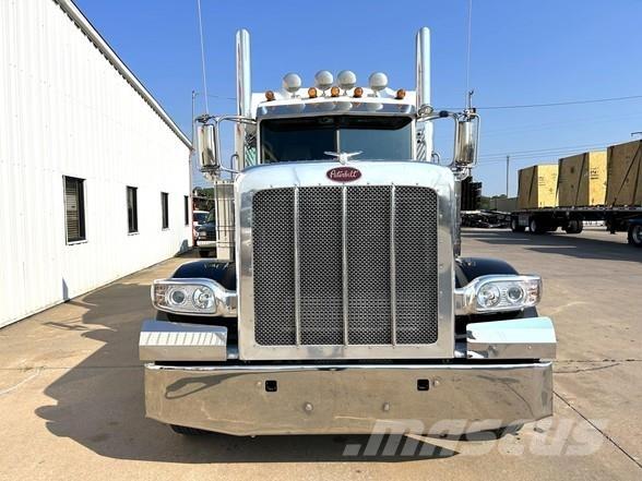 Peterbilt 389 Седельные тягачи