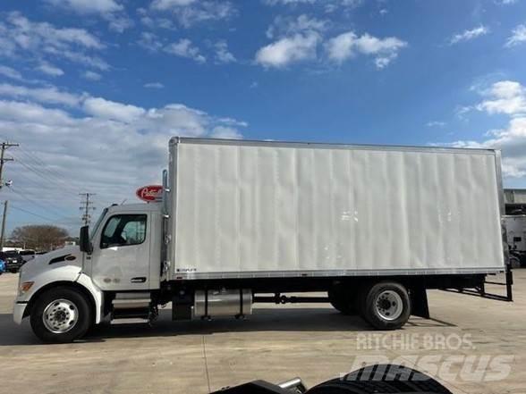 Peterbilt 536 Строительная техника - Другие