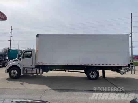 Peterbilt 536 Строительная техника - Другие