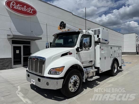 Peterbilt 536 Строительная техника - Другие