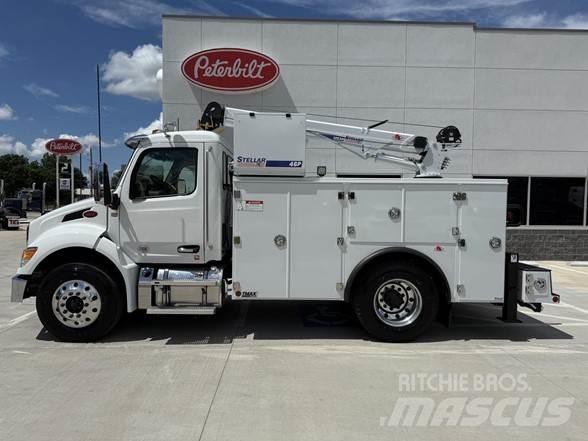 Peterbilt 536 Строительная техника - Другие