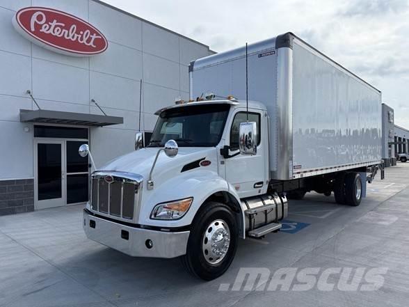 Peterbilt 536 Грузовики-Фургоны