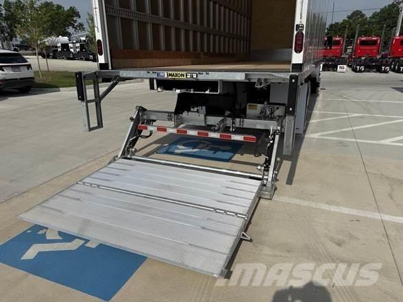 Peterbilt 536 Грузовики-Фургоны