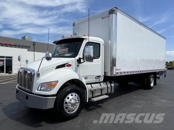 Peterbilt 536 Грузовики-Фургоны