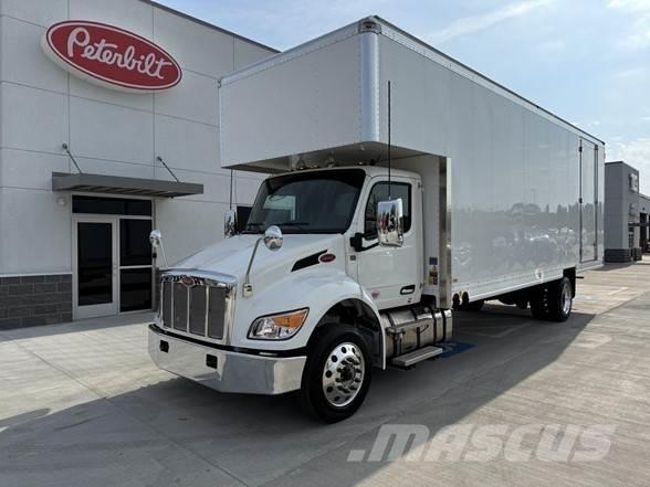 Peterbilt 536 Грузовики-Фургоны