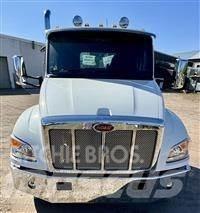 Peterbilt 537 Шасси с кабиной
