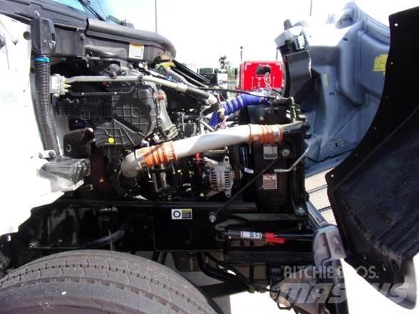Peterbilt 537 Строительная техника - Другие