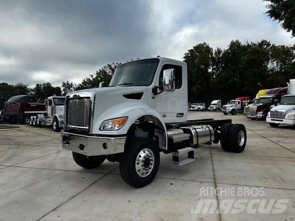 Peterbilt 548 Шасси с кабиной