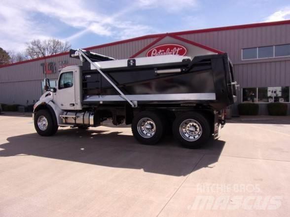 Peterbilt 548 Грузовики-Самосвалы