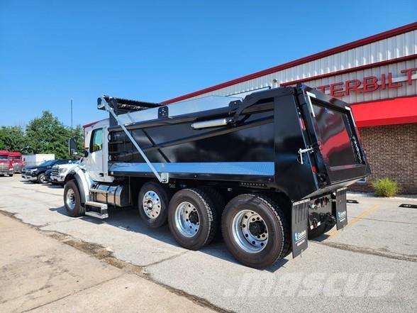 Peterbilt 548 Грузовики-Самосвалы