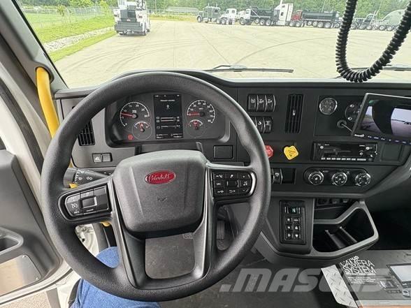 Peterbilt 548 Грузовики-Самосвалы