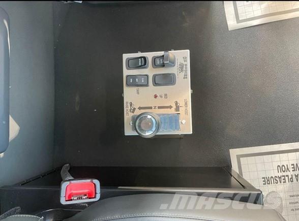 Peterbilt 548 Грузовики-Самосвалы