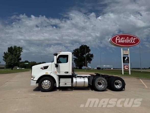 Peterbilt 567 Седельные тягачи