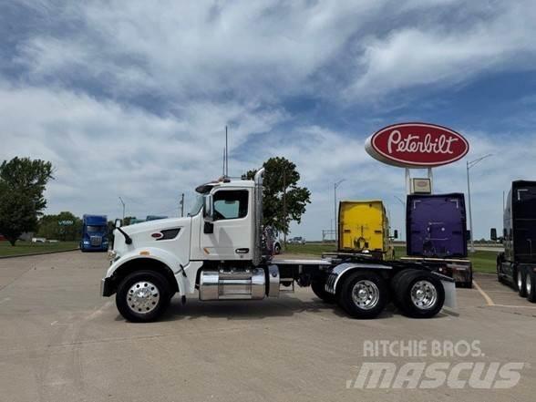 Peterbilt 567 Седельные тягачи