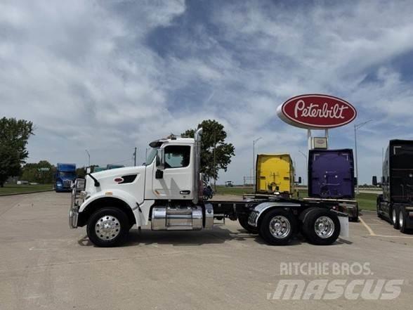 Peterbilt 567 Седельные тягачи
