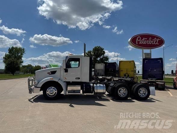 Peterbilt 567 Седельные тягачи