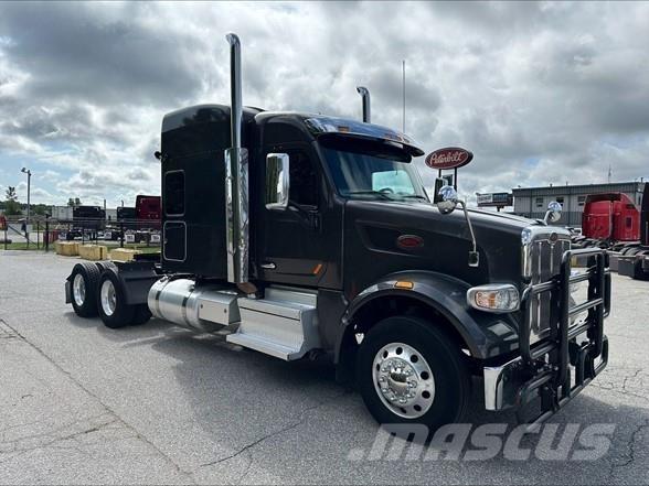 Peterbilt 567 Седельные тягачи