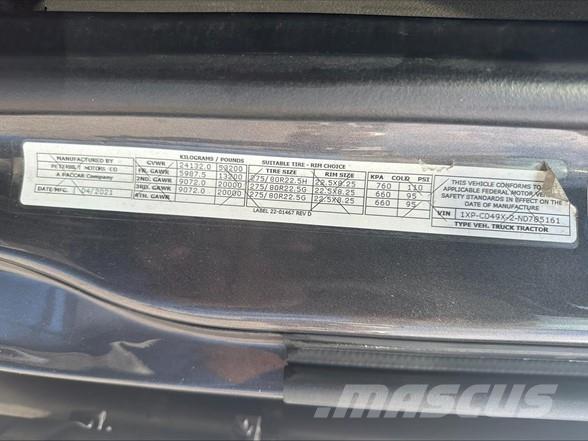 Peterbilt 567 Седельные тягачи