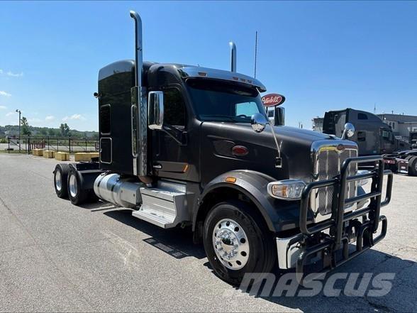 Peterbilt 567 Седельные тягачи
