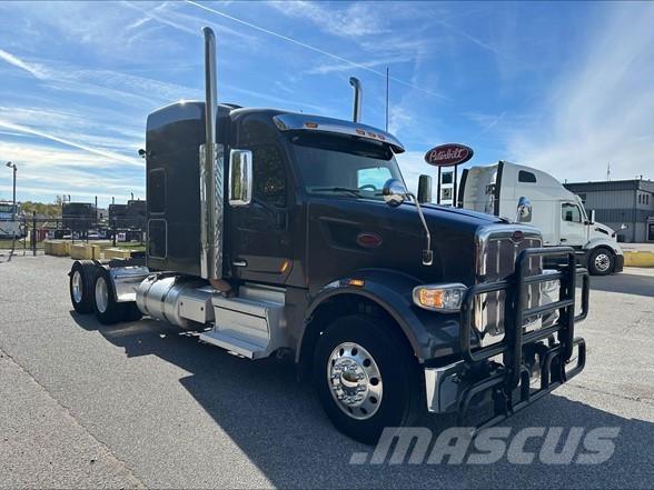 Peterbilt 567 Седельные тягачи