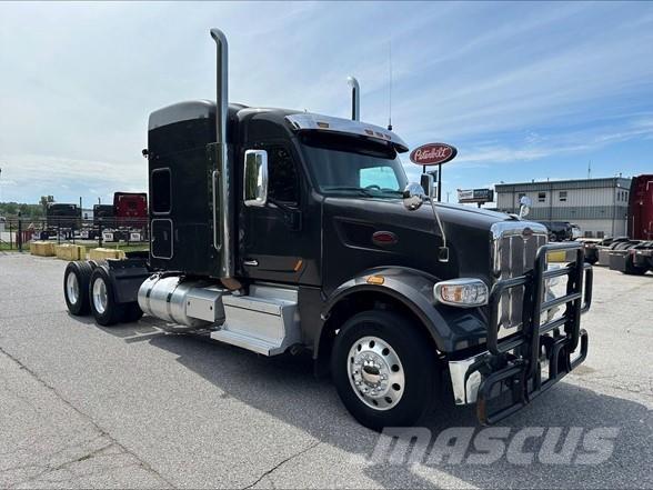 Peterbilt 567 Седельные тягачи