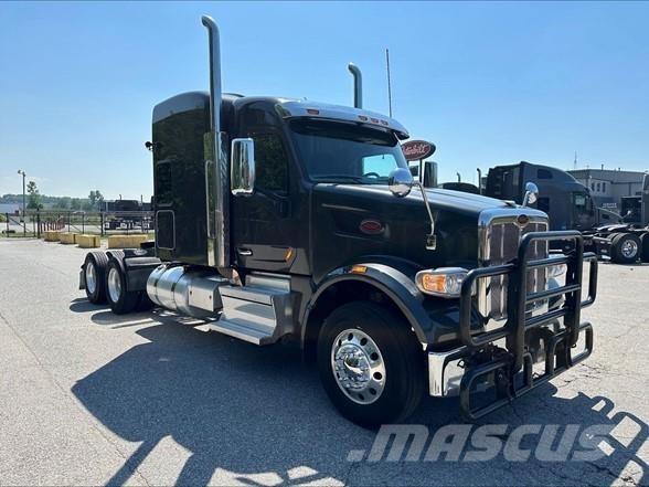 Peterbilt 567 Седельные тягачи